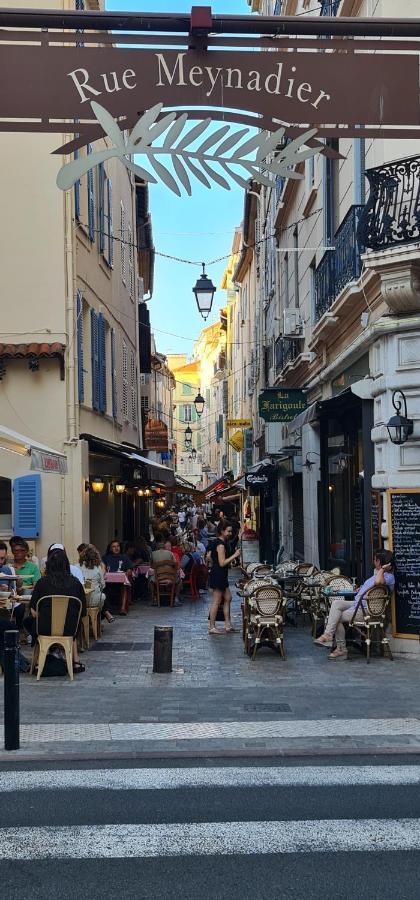 Cannes President Vue Mer, Festival, Quartier Forville Le Suquet Luaran gambar